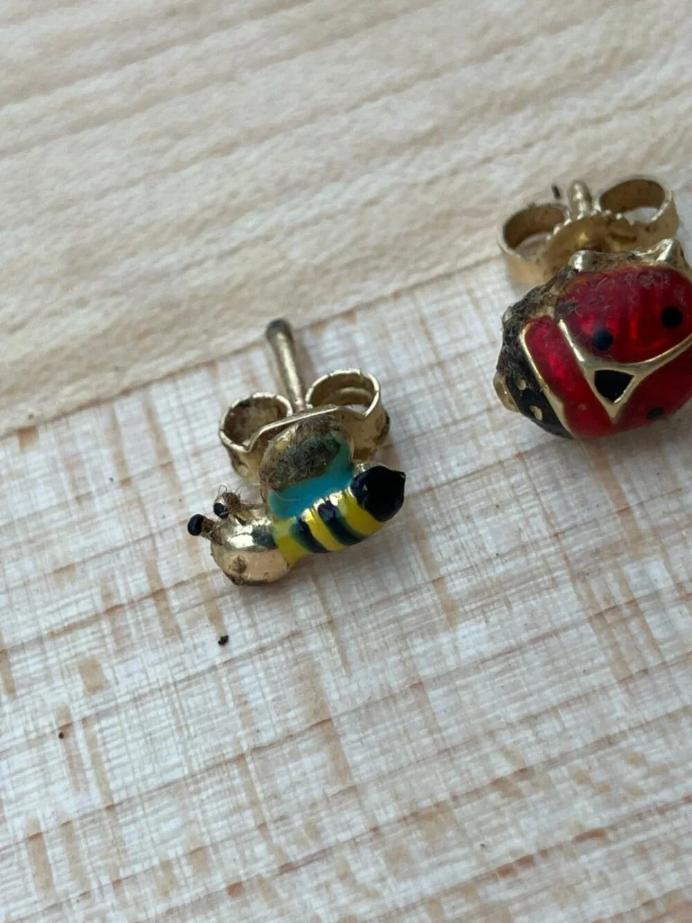 Vintage 14K Gold Italian Ladybug & Enamel Bee Mismatched Studs - Signed